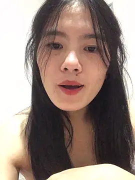 Snapshot of Maymay97 chatting on 10/21/25, 12:11 Maymay97 online show from 10/21/25, 12:11