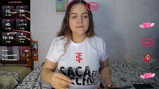 Snapshot of Pregnant_Kloe chatting on 03/28/26, 11:04 Pregnant Kloe online show from 03/28/26, 11:04