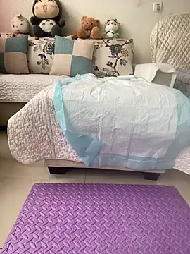 Snapshot of Alicia066 chatting on 12/15/25, 05:44 Alicia066 online show from 12/15/25, 05:44