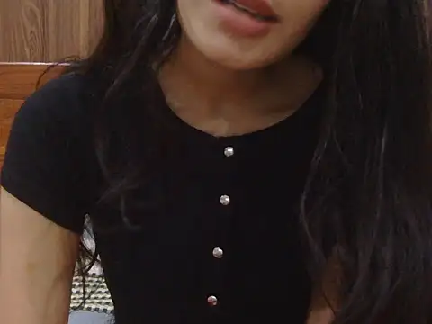 Snapshot of Tanvi_Angel chatting on 07/04/26, 04:24 Tanvi Angel online show from 07/04/26, 04:24