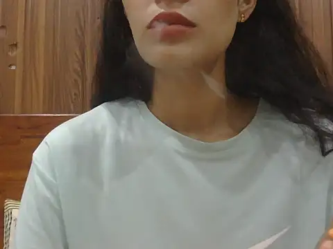 Snapshot of Tanvi_Angel chatting on 07/05/26, 03:30 Tanvi Angel online show from 07/05/26, 03:30