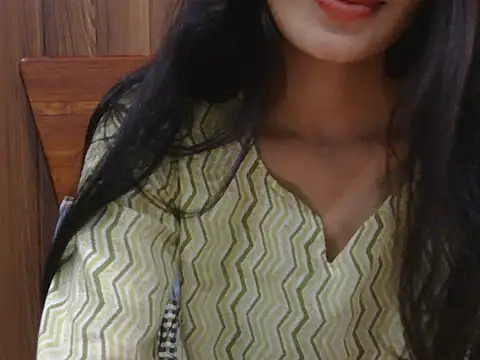 Snapshot of Tanvi_Angel chatting on 08/06/26, 09:44 Tanvi Angel online show from 08/06/26, 09:44