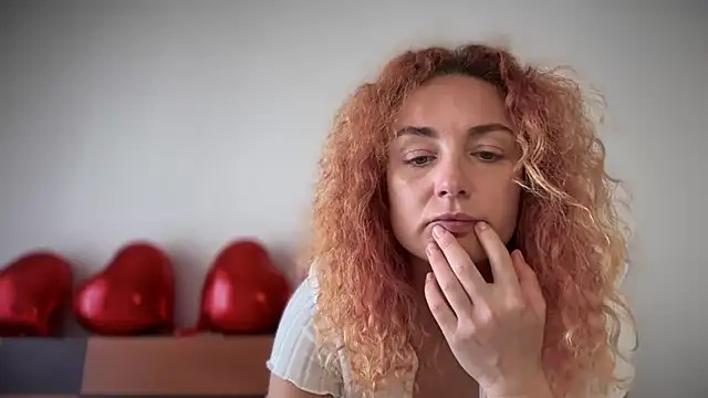 Reddgiirl online show from 03/22/26, 11:57