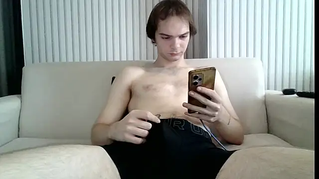 Snapshot of ScottBrand chatting on 10/22/25, 03:07 ScottBrand online show from 10/22/25, 03:07