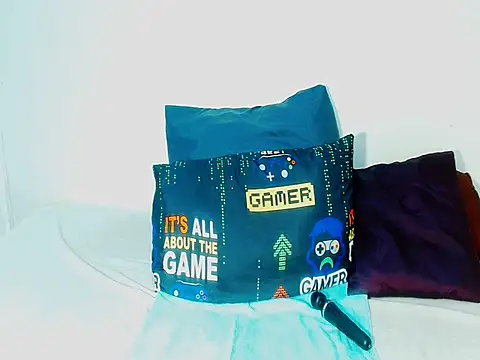 Snapshot of Love-Racheal75 chatting on 03/08/26, 04:16 Love-Racheal75 online show from 03/08/26, 04:16