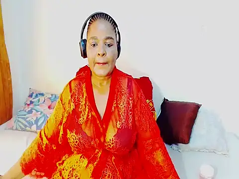 Love-Racheal75 online show from 05/28/26, 09:17