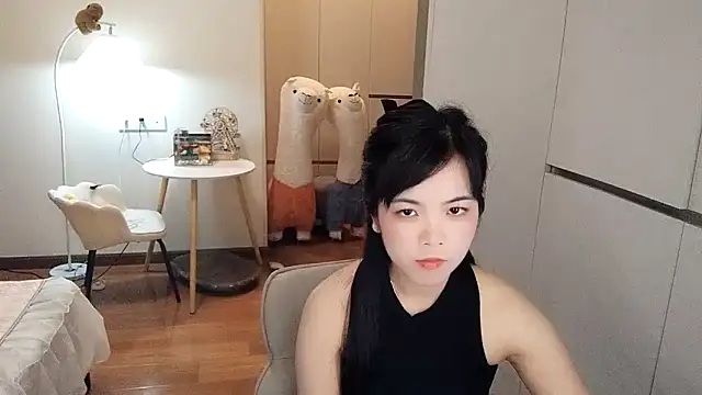 XiaoAnQi online show from 10/26/25, 01:06