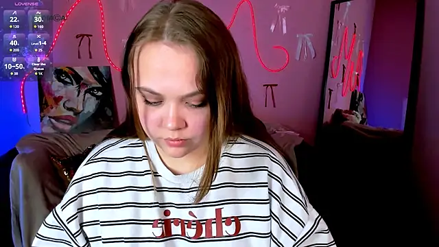 Snapshot of keri_ti chatting on 03/23/26, 08:24 keri ti online show from 03/23/26, 08:24