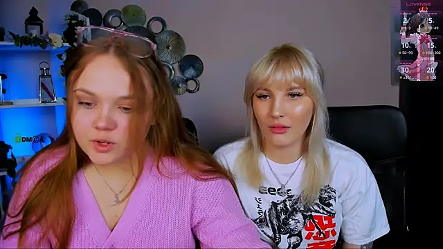 Snapshot of keri_ti chatting on 04/13/26, 07:19 keri ti online show from 04/13/26, 07:19