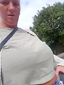 JustYourNormalCouple online show from 09/24/25, 10:40