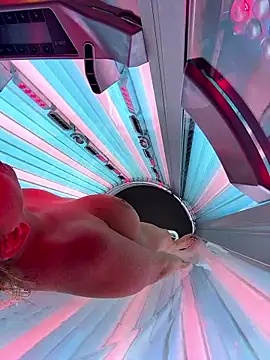 JustYourNormalCouple online show from 10/04/25, 12:47