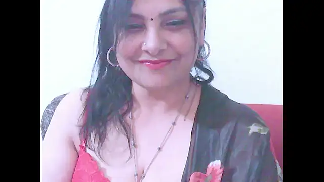 Indiansweetness77 online show from 10/30/25, 10:06