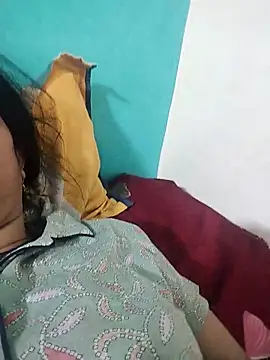 Soniya Roy online show from 04/18/26, 01:09