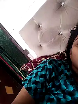 Snapshot of Soniya_Roy chatting on 04/28/26, 07:13 Soniya Roy online show from 04/28/26, 07:13