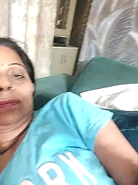 Snapshot of Soniya_Roy chatting on 05/03/26, 10:05 Soniya Roy online show from 05/03/26, 10:05