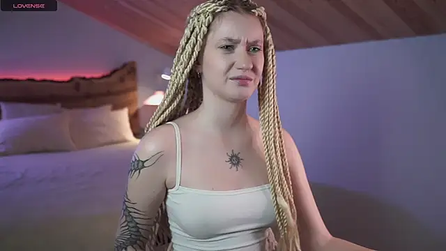 Snapshot of Nerissa_xo chatting on 06/24/26, 12:48 Nerissa xo online show from 06/24/26, 12:48