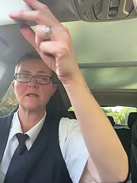 Curvy-Jinx online show from 09/30/25, 10:42