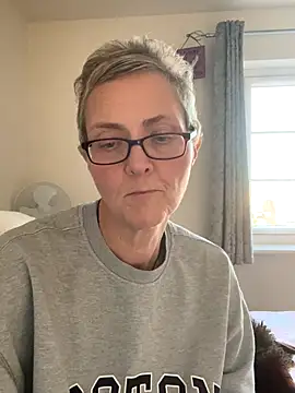 Curvy-Jinx online show from 11/30/25, 01:59