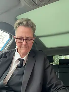 Curvy-Jinx online show from 04/02/26, 10:13