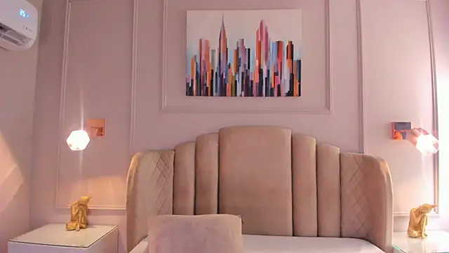 Snapshot of mia_kisses2 chatting on 03/08/26, 03:21 mia kisses2 online show from 03/08/26, 03:21