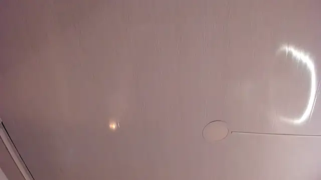 Snapshot of mia_kisses2 chatting on 03/21/26, 02:05 mia kisses2 online show from 03/21/26, 02:05