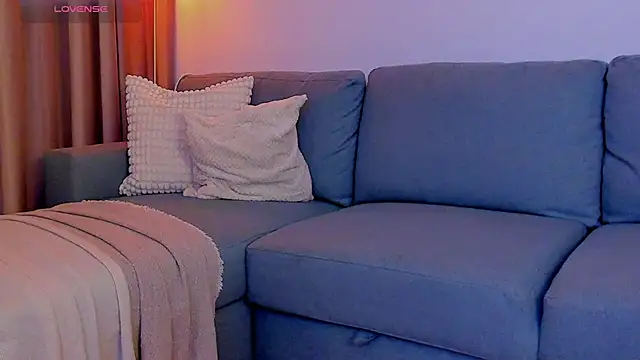 AlessandraCrystal online show from 12/02/25, 03:29