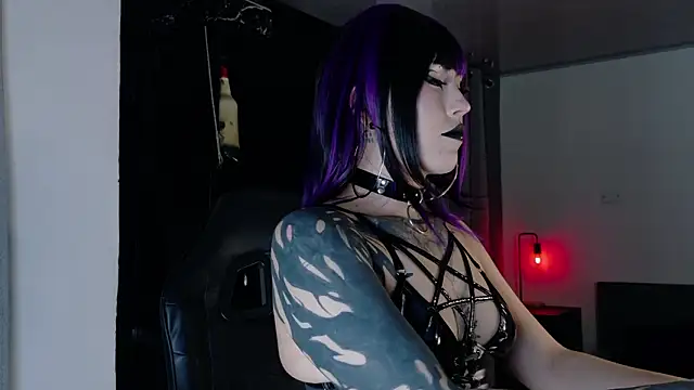 Angelabl0odborne online show from 02/02/26, 11:25