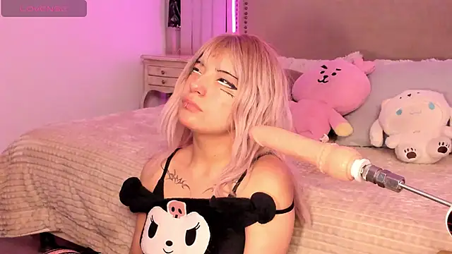 Melody-chers online show from 09/19/25, 03:52