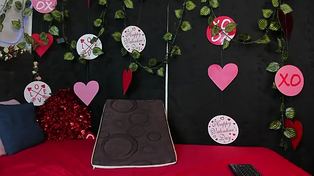 Snapshot of Delilah_85 chatting on 02/13/26, 10:17 Delilah 85 online show from 02/13/26, 10:17