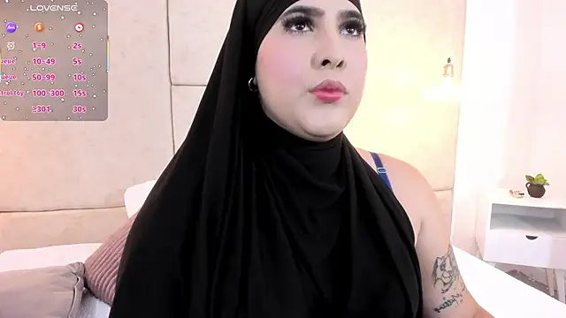 Snapshot of zahida_ chatting on 09/11/25, 07:03 zahida  online show from 09/11/25, 07:03