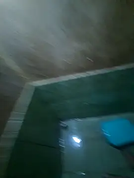 Snapshot of MaxB057 chatting on 09/17/25, 07:54 MaxB057 online show from 09/17/25, 07:54