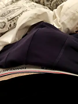 mattiacock5 online show from 12/19/25, 06:04