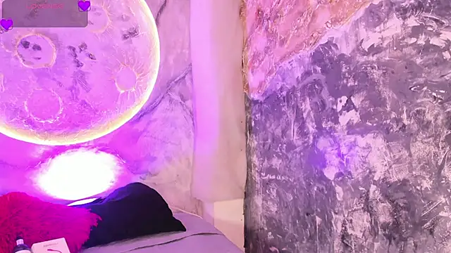 katierouge  online show from 09/14/25, 06:01