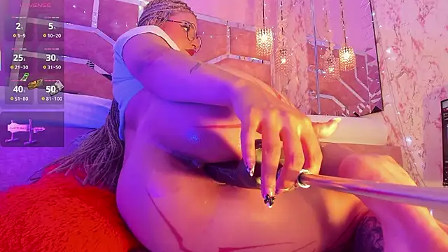 Snapshot of AriaNova_ chatting on 03/13/26, 01:29 AriaNova online show from 03/13/26, 01:29