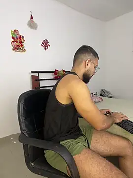 vincentjaxon online show from 12/17/25, 10:43