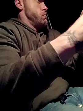 Snapshot of Luv2SuckBWC92 chatting on 12/18/25, 12:49 Luv2SuckBWC92 online show from 12/18/25, 12:49