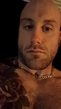 Snapshot of Luv2SuckBWC92 chatting on 02/01/26, 09:30 Luv2SuckBWC92 online show from 02/01/26, 09:30