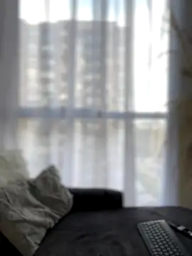 Snapshot of Sofi_Leal chatting on 09/23/25, 11:57 Sofi Leal online show from 09/23/25, 11:57