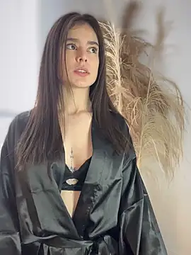 Snapshot of Sofi_Leal chatting on 11/03/25, 11:33 Sofi Leal online show from 11/03/25, 11:33