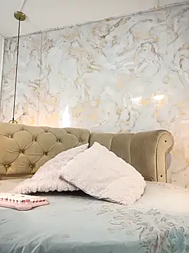 nathaliamiller online show from 02/16/26, 07:21