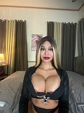 Snapshot of Monstercockgoddessx chatting on 05/24/26, 05:07 Monstercockgoddessx online show from 05/24/26, 05:07