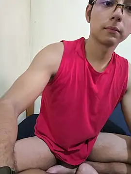 Snapshot of paullinho_26 chatting on 03/05/26, 07:21 paullinho 26 online show from 03/05/26, 07:21