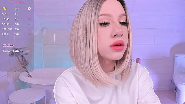 Necucub online show from 11/12/25, 03:51