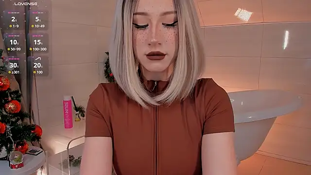 Necucub online show from 12/19/25, 03:35