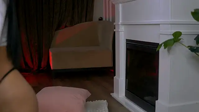 EmaHallee online show from 03/12/26, 03:34