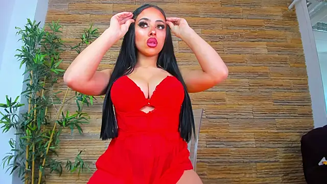 Snapshot of Cupcake_Izzy chatting on 02/06/26, 05:34 Cupcake Izzy online show from 02/06/26, 05:34