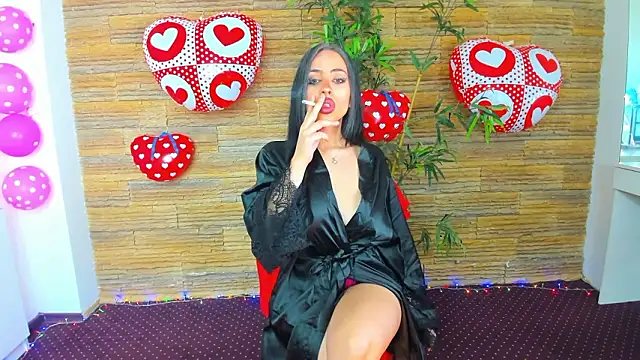 Snapshot of Cupcake_Izzy chatting on 02/18/26, 05:36 Cupcake Izzy online show from 02/18/26, 05:36