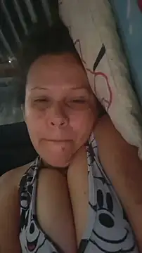 Snapshot of SinisterBabe chatting on 06/19/26, 01:04 SinisterBabe online show from 06/19/26, 01:04