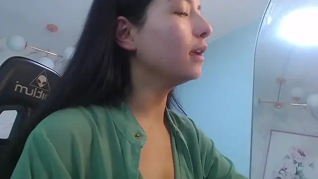 victoria hernandez t  online show from 03/06/26, 01:07