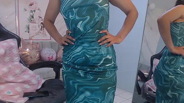 victoria hernandez t  online show from 03/21/26, 01:05